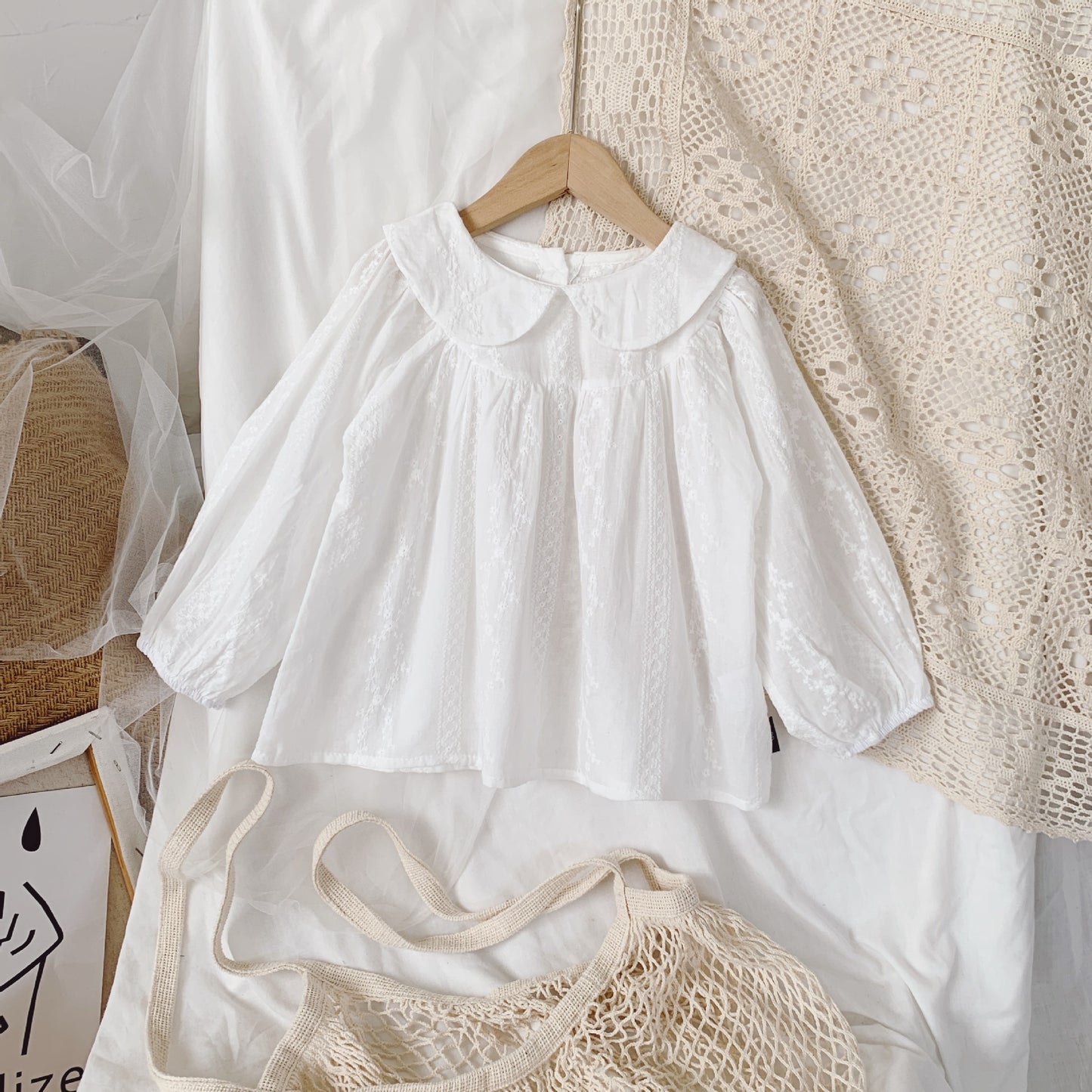 Girl's Autumn New Pure Color Lace Doll Shirt