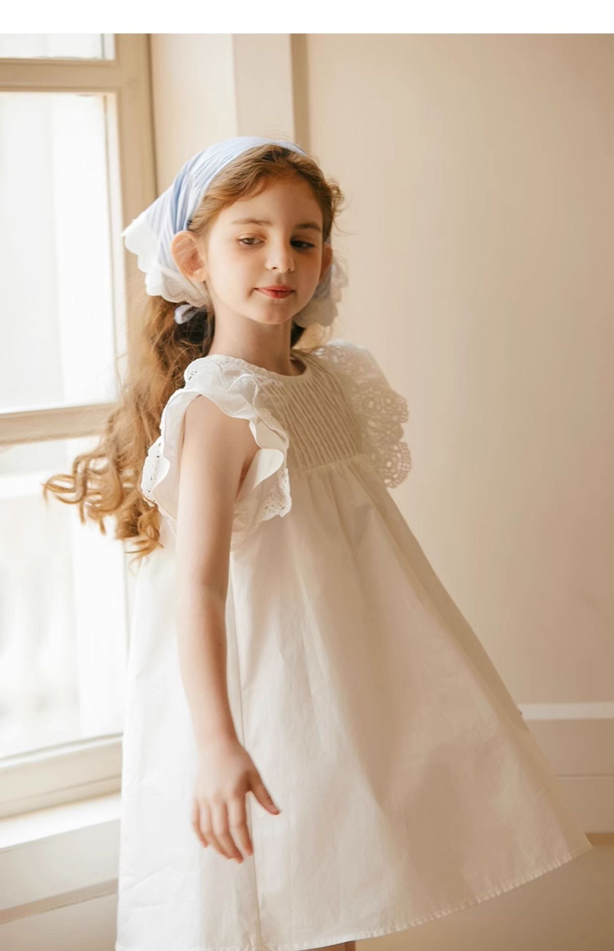 Girl's French Lace Sleeveless Princess Dress